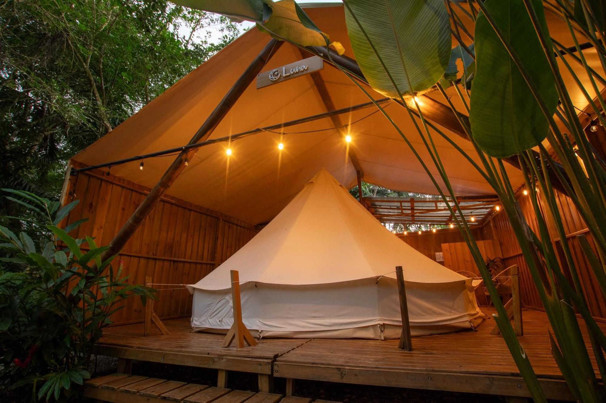 Seren Glamping Uvita Bagian luar foto